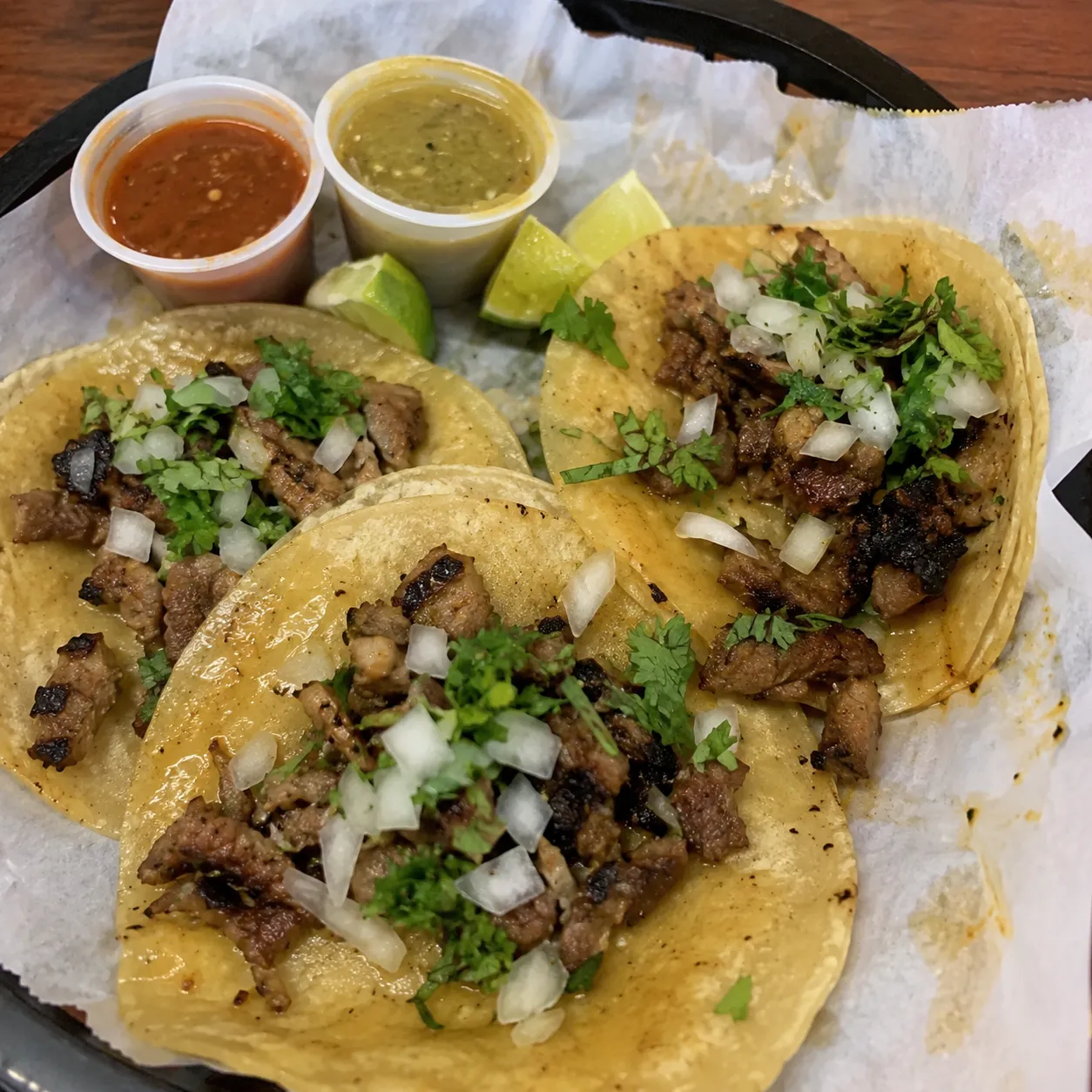 Simple food truck photo of tacos